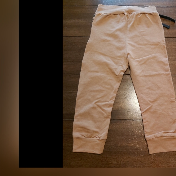 Toddler Girls matching sweatsuit - Picture 5 of 5